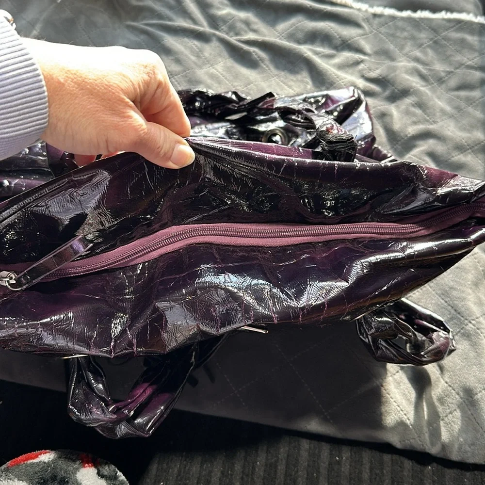 Shoulder bag
